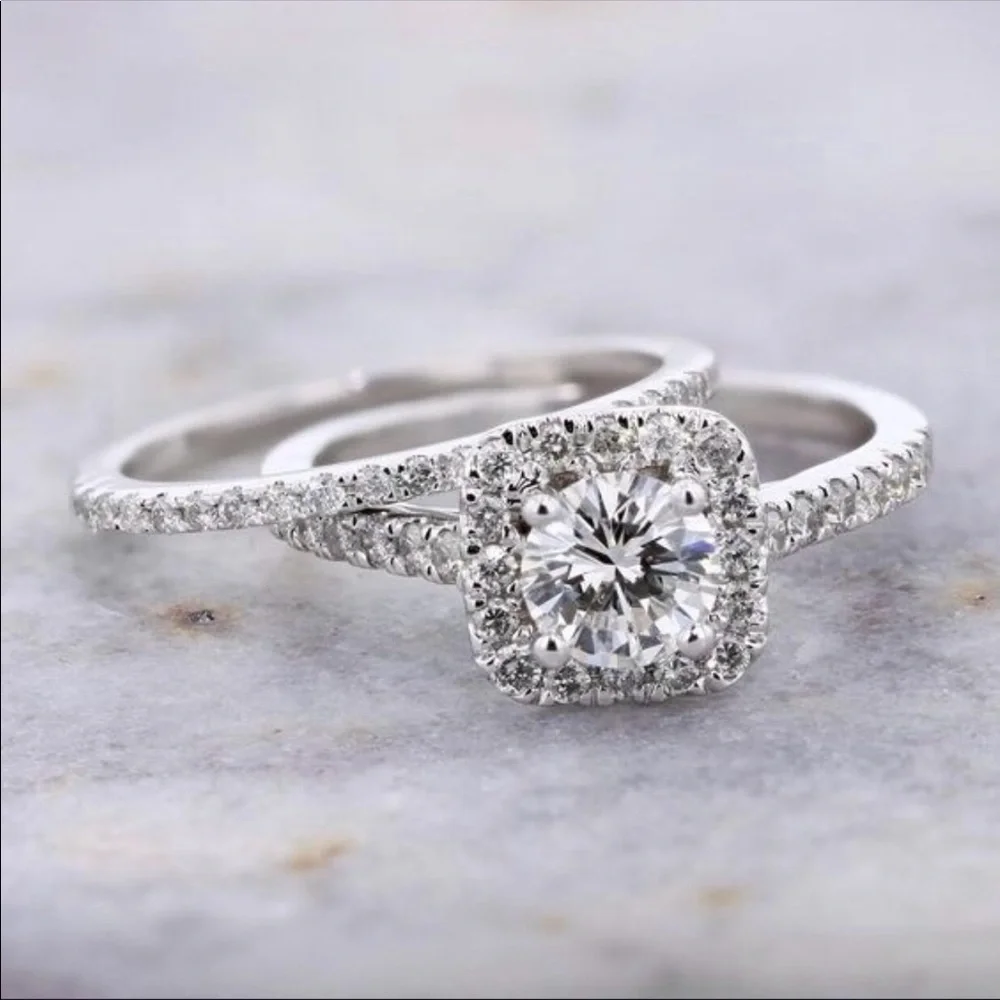 Beautiful Engagement Style Ring Set